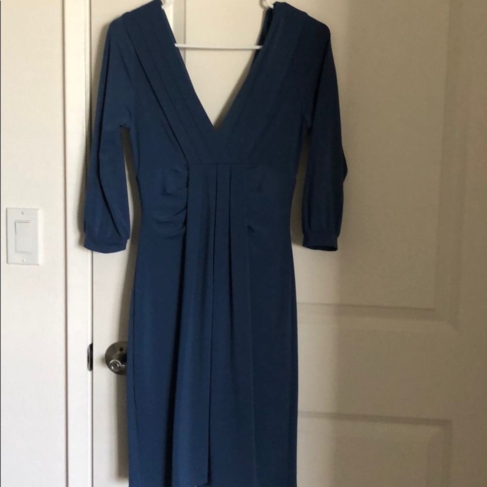 Dress - Picture 3 of 4